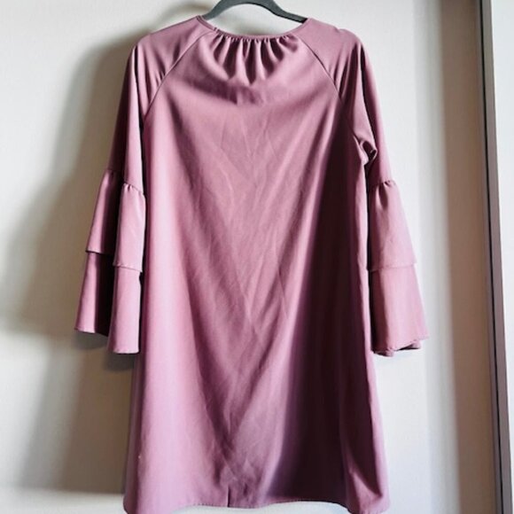 Alter’d State shabby chic bell sleeve dress size small - Picture 3 of 9